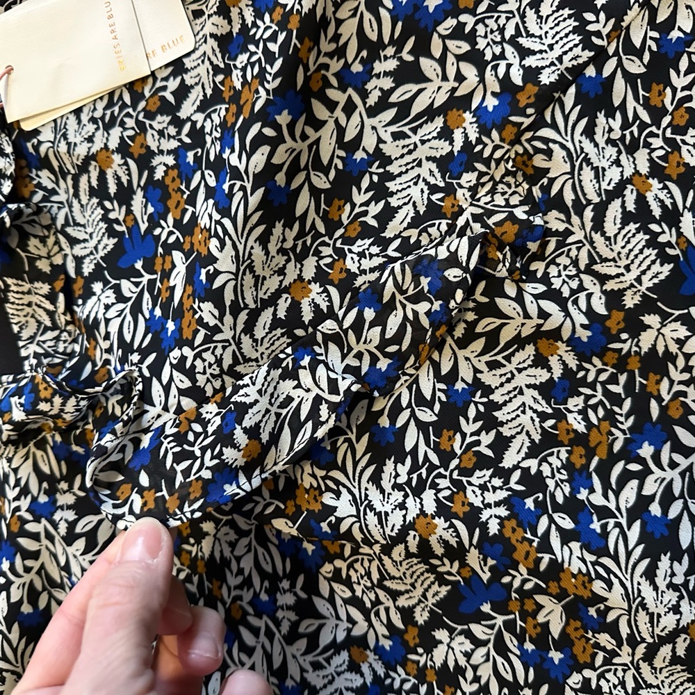 Skies Are Blue BOHO Long Sleeve Floral Bubble Sleeve V‎ Neck Blouse Size Medium - Picture 6 of 16